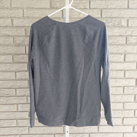 Athletic Works Gray Sweatshirt Medium GUC - Picture 6 of 6
